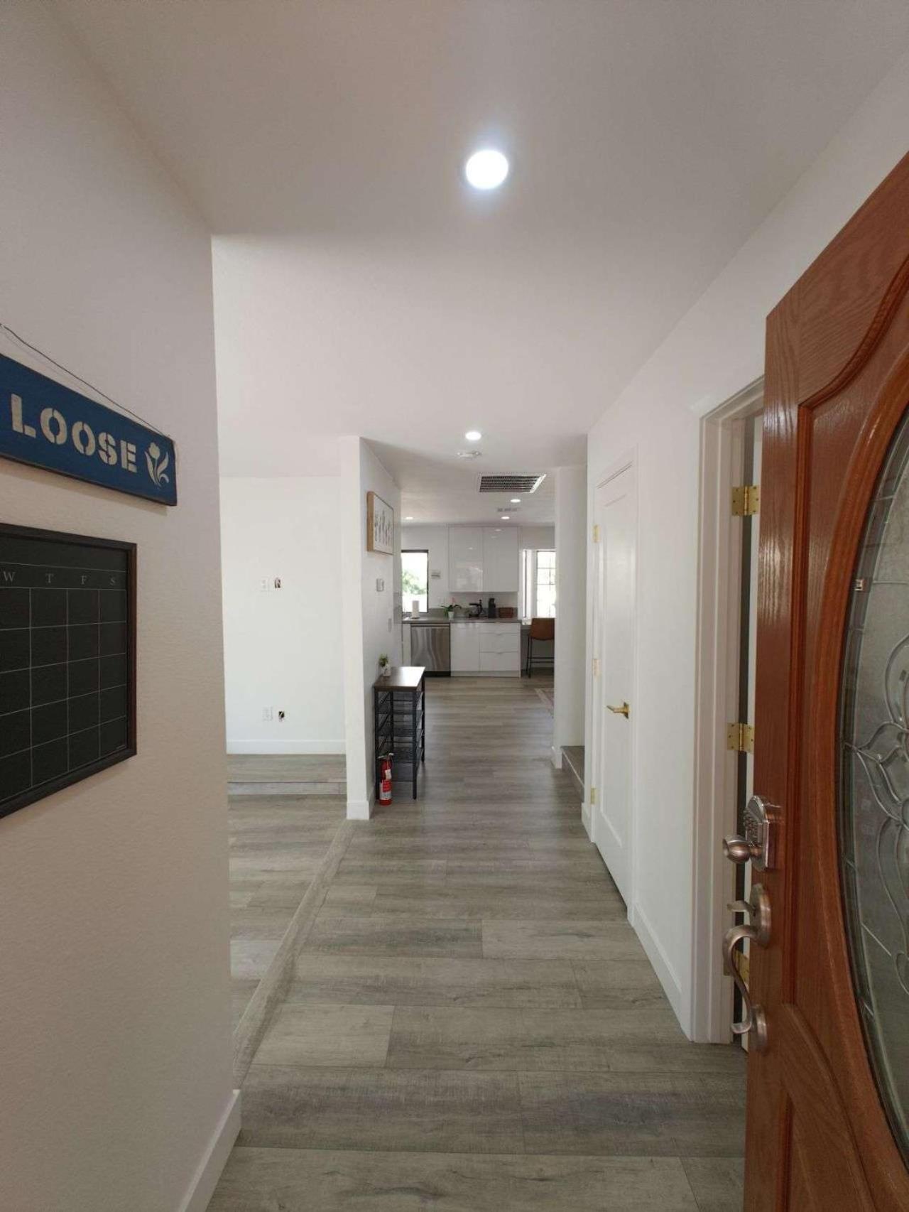 The Strip Is Just Around The Corner! Newly Renovated Luxury Modern Minimalist Villa With Large Pool! Λας Βέγκας Εξωτερικό φωτογραφία